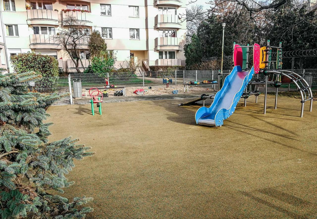Velvet Lazienki Park Варшава Экстерьер фото